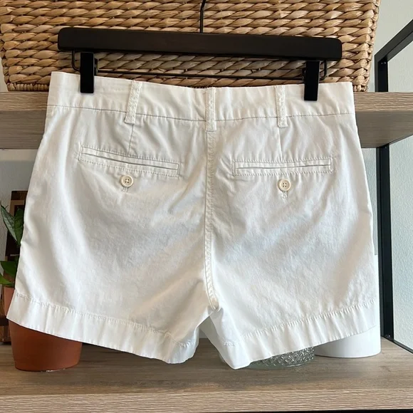 J. Crew Mid-Rise White Stretch Cotton Chino Pocket Shorts, 2 - Picture 4 of 7